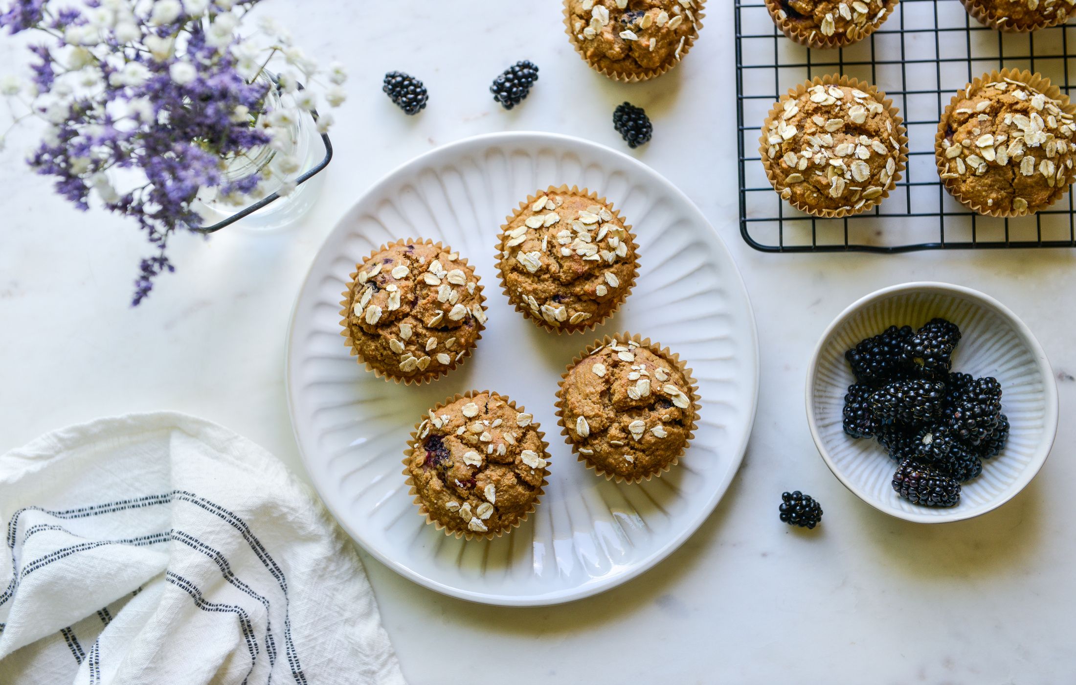 GLUTEN-FREE BLACKBERRY-OAT MUFFINS-1